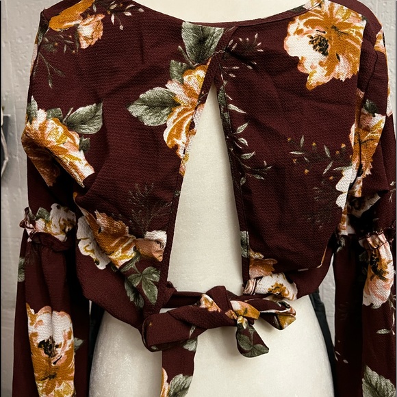 XS top - Picture 7 of 7